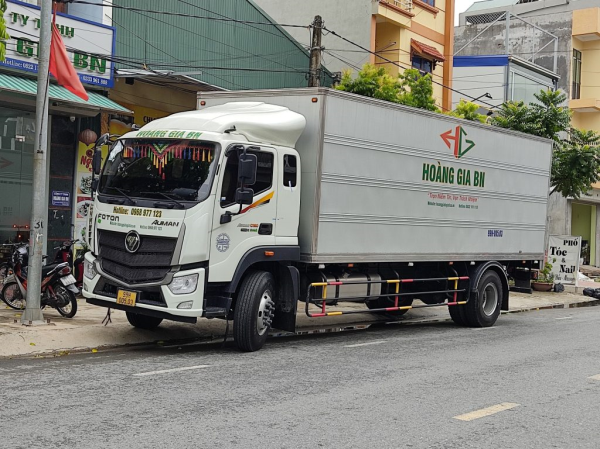 Dịch vụ cho thuê xe tải chở hàng - Mua Bán Và Cho Thuê Container Hoàng Gia BN - Công Ty Cổ Phần Hoàng Gia BN